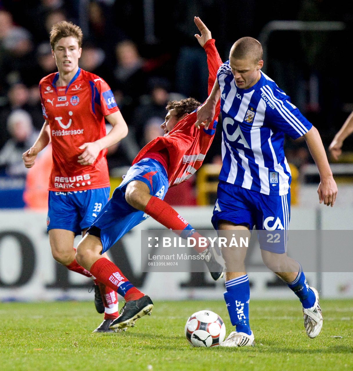 Ragnar Sigurdsson drar omkull debutanten Johan Eiswohld,