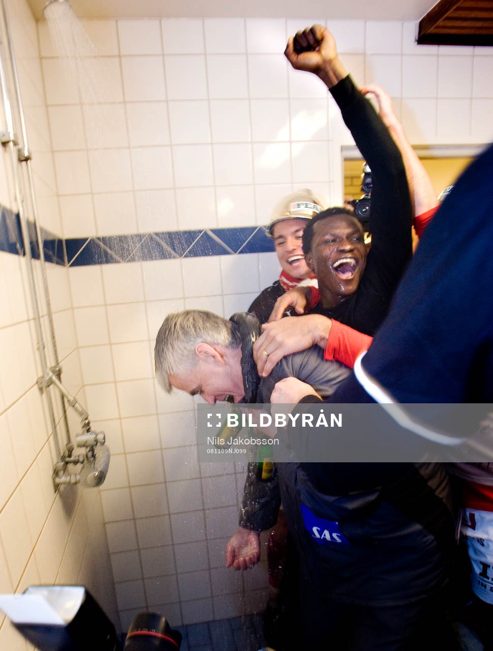 Nanne Bergstrand, tränare, Kalmar, i guldhatt, SM-Guld,