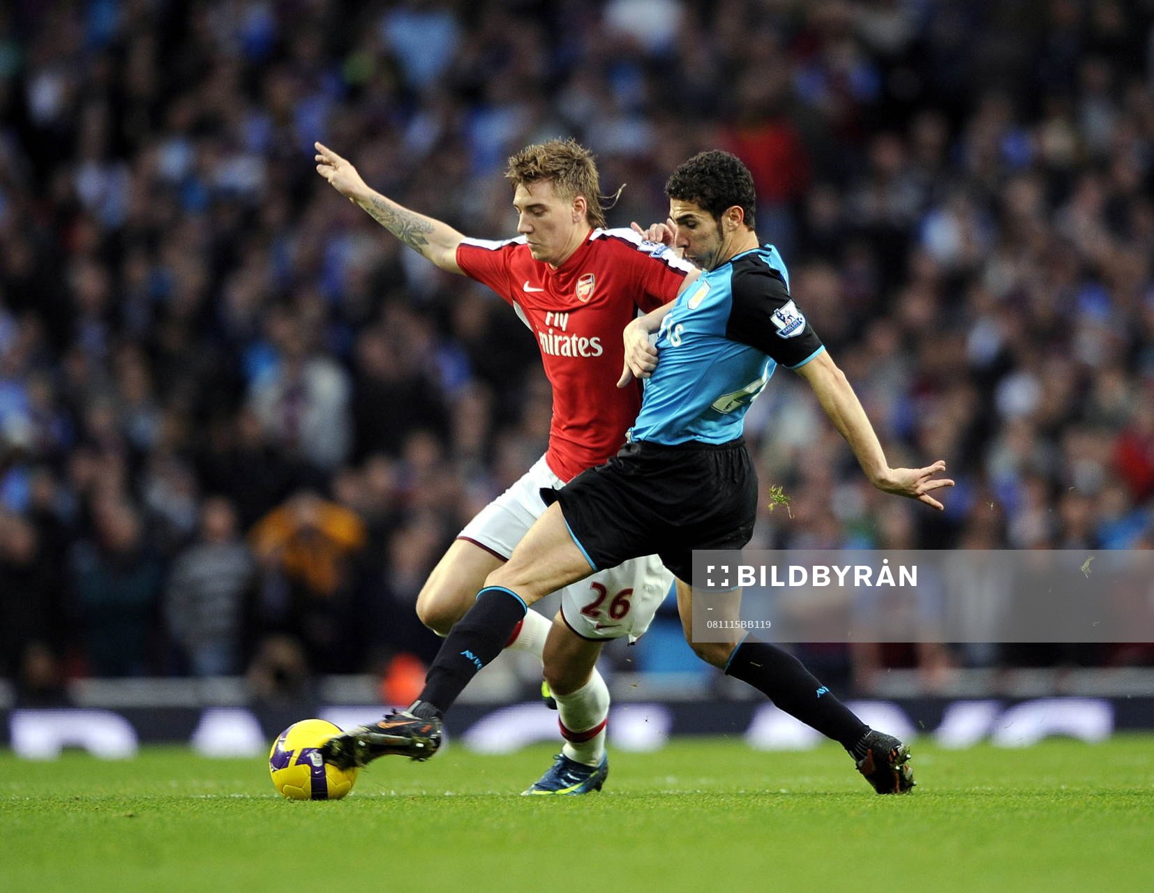  Nicolas Bendner, Arsenal och Carlos Cuellar, Aston Villa.