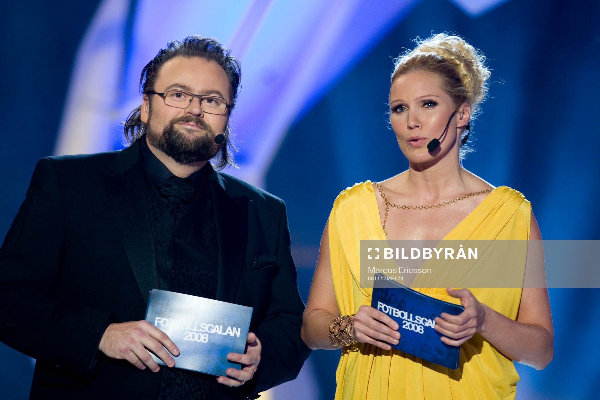 Adam Alsing och Jessica Almenäs Programledare