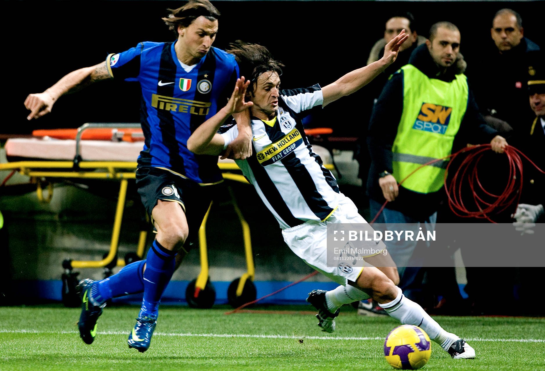  Zlatan Ibrahimovic, Inter och Nicola Legrottaglie, Juventus.