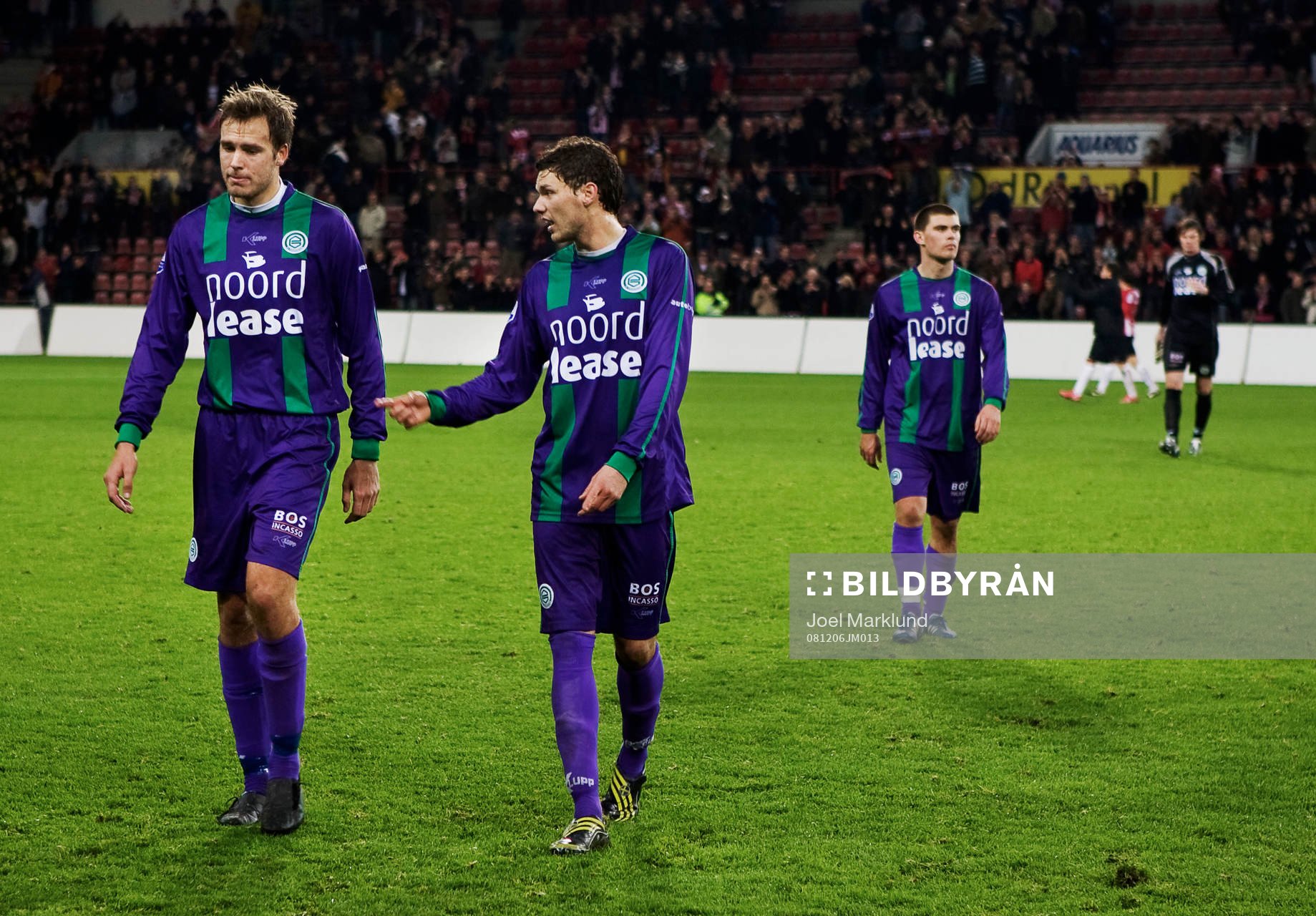 Andreas Granqvist och Marcus Berg, Groningen, lämnar planen
