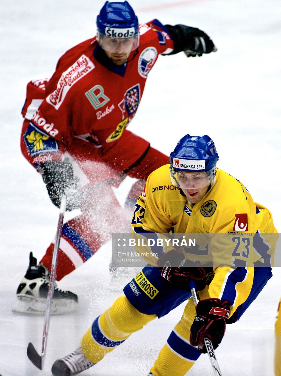 Linus Omrak, Sverige