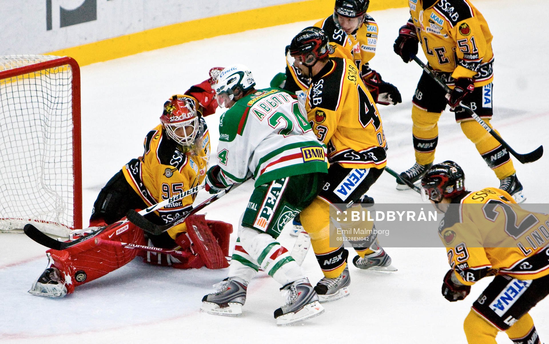 Cam Abbott, Rögle mot Gusten Törnqvist, Luleå