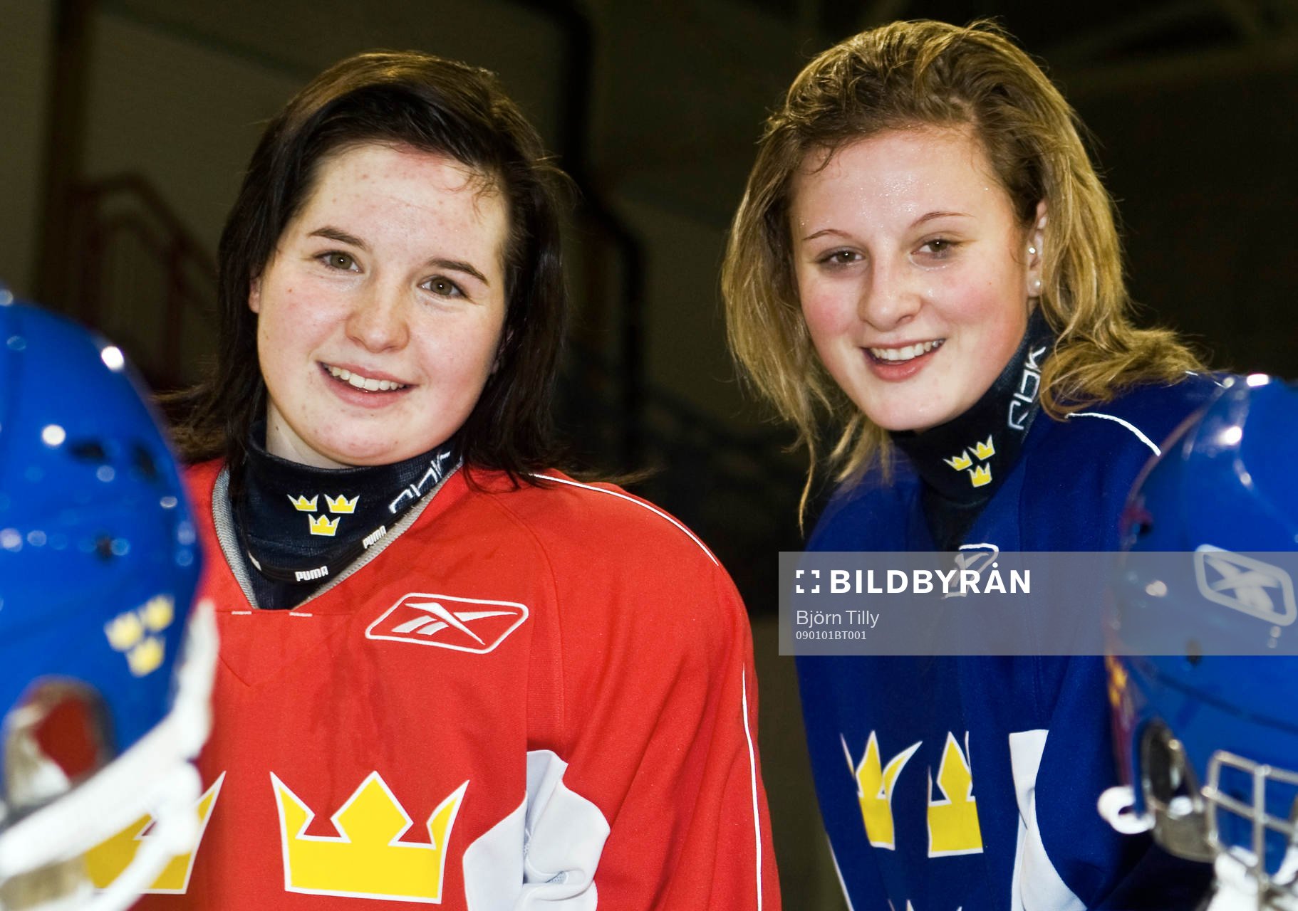 Angelica Östlund och Josefine Holmgren, Sverige
