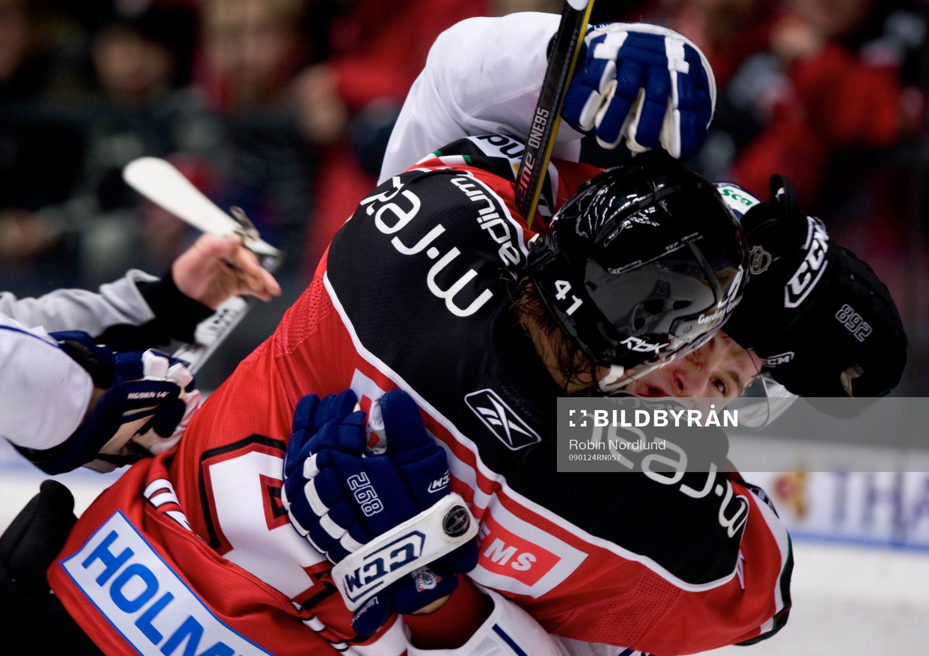 Victor Hedman, Modo i slagsmål med Tomas Surovy, Linköping