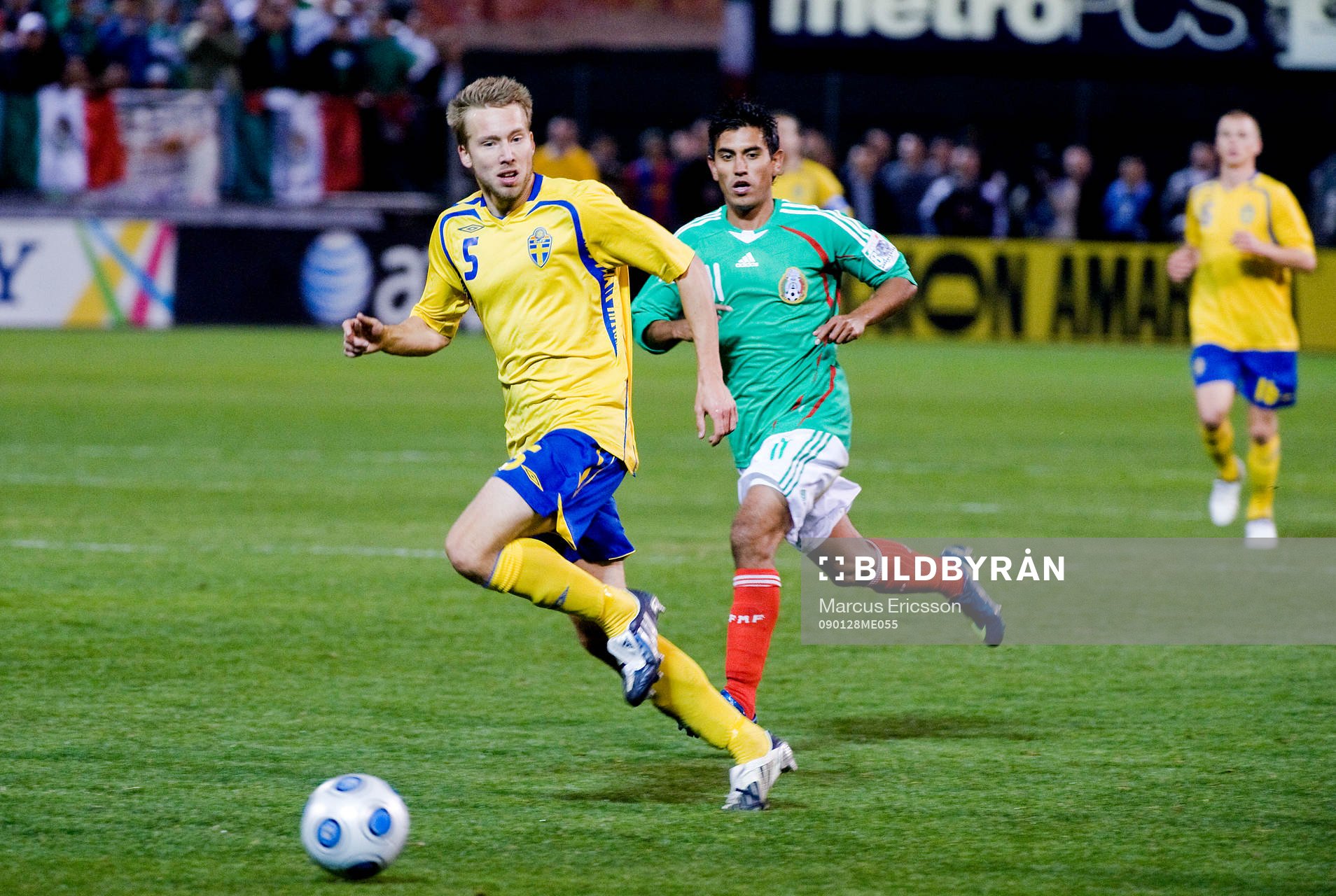 Adam Johansson, Sverige