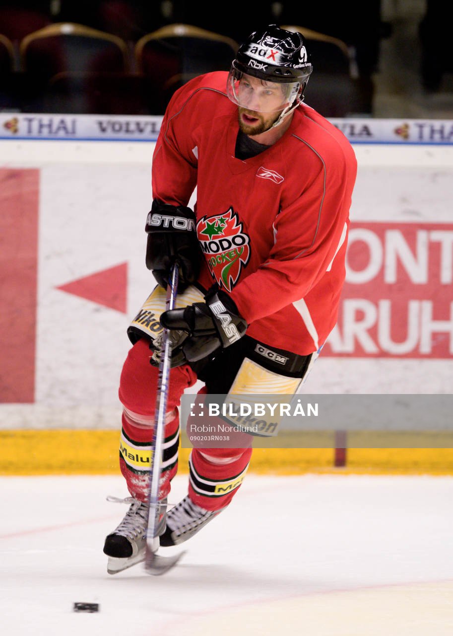 Peter Forsberg tränar med Modo