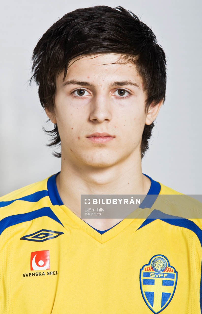 Elmin Nurcik, Sverige