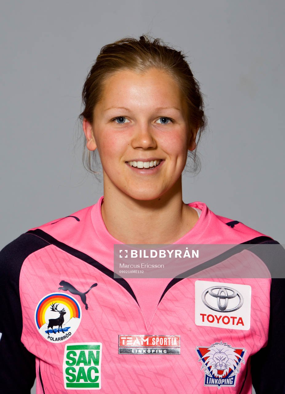 Maria Cederholm, målvakt