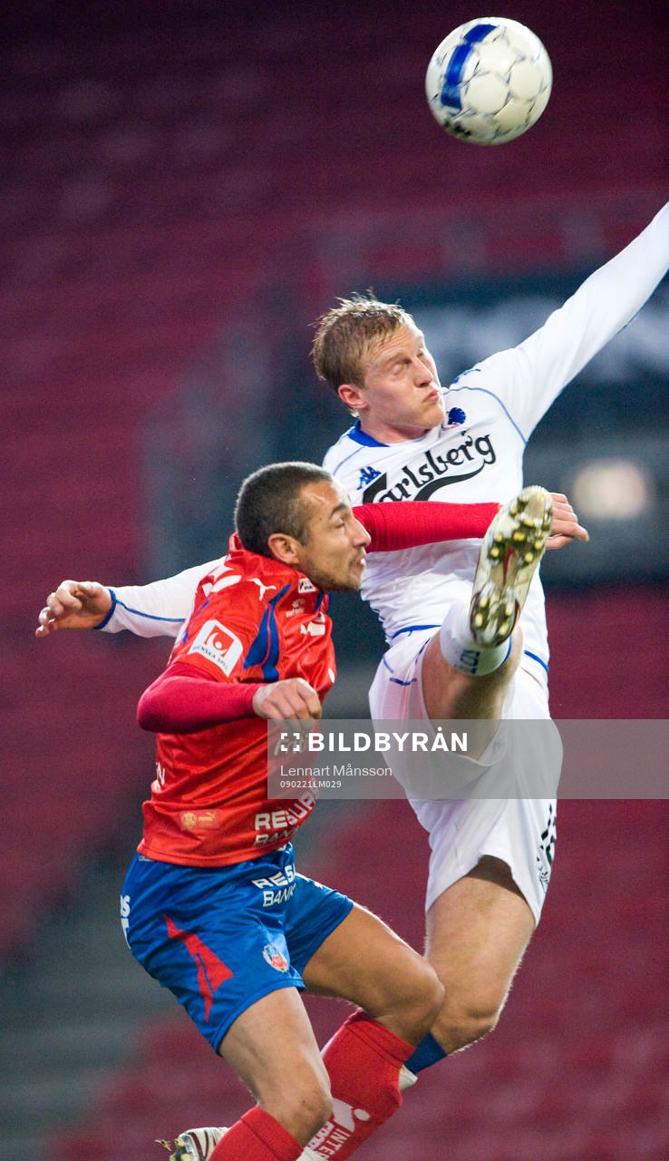 Henrik Larsson nickduell med Peter Larsson
