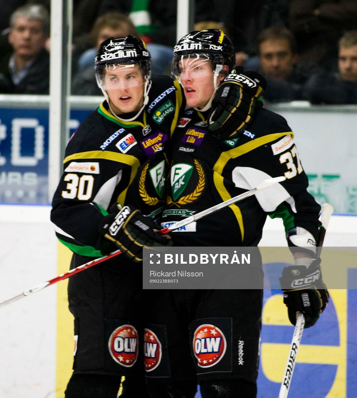 Marcus Paulsson och Lee Goren,  jubel
