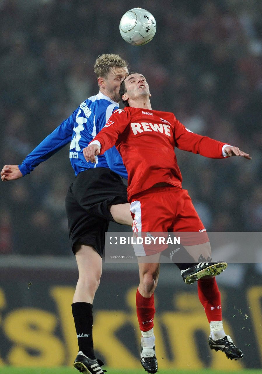  Radim Kucera, Köln, i nickduell. 