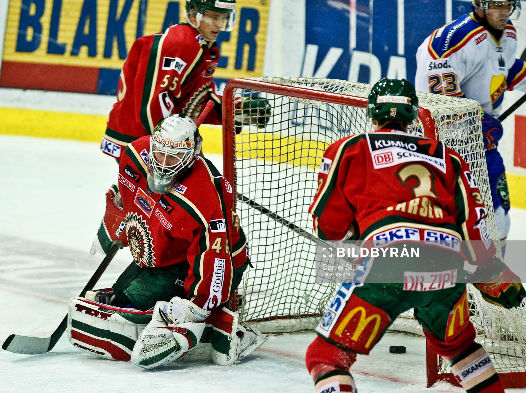 Philip Larsen, Nicklas Lasu, Johan Holmqvist, målvakt,
