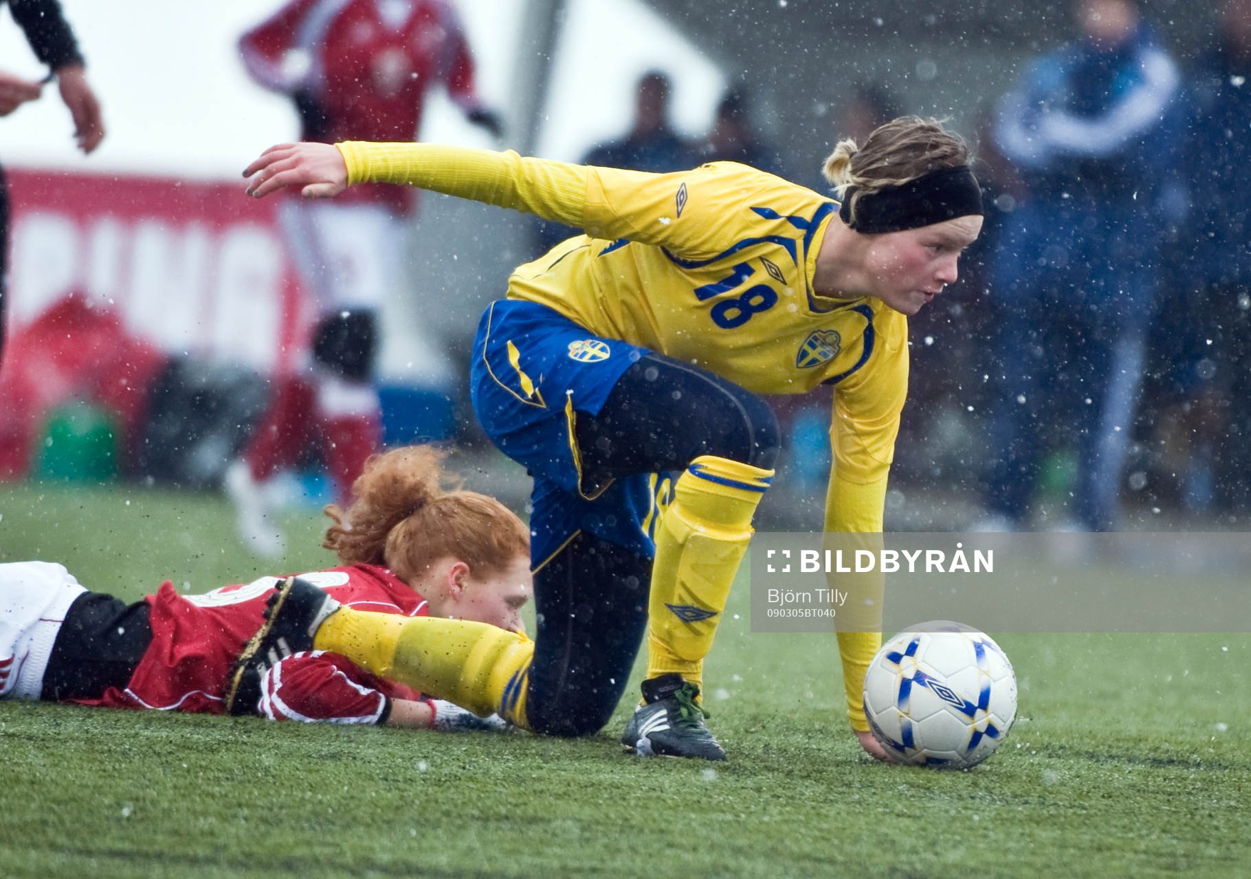 Fotboll, F17/92, flickor, Träningslandskamp, Sverige -