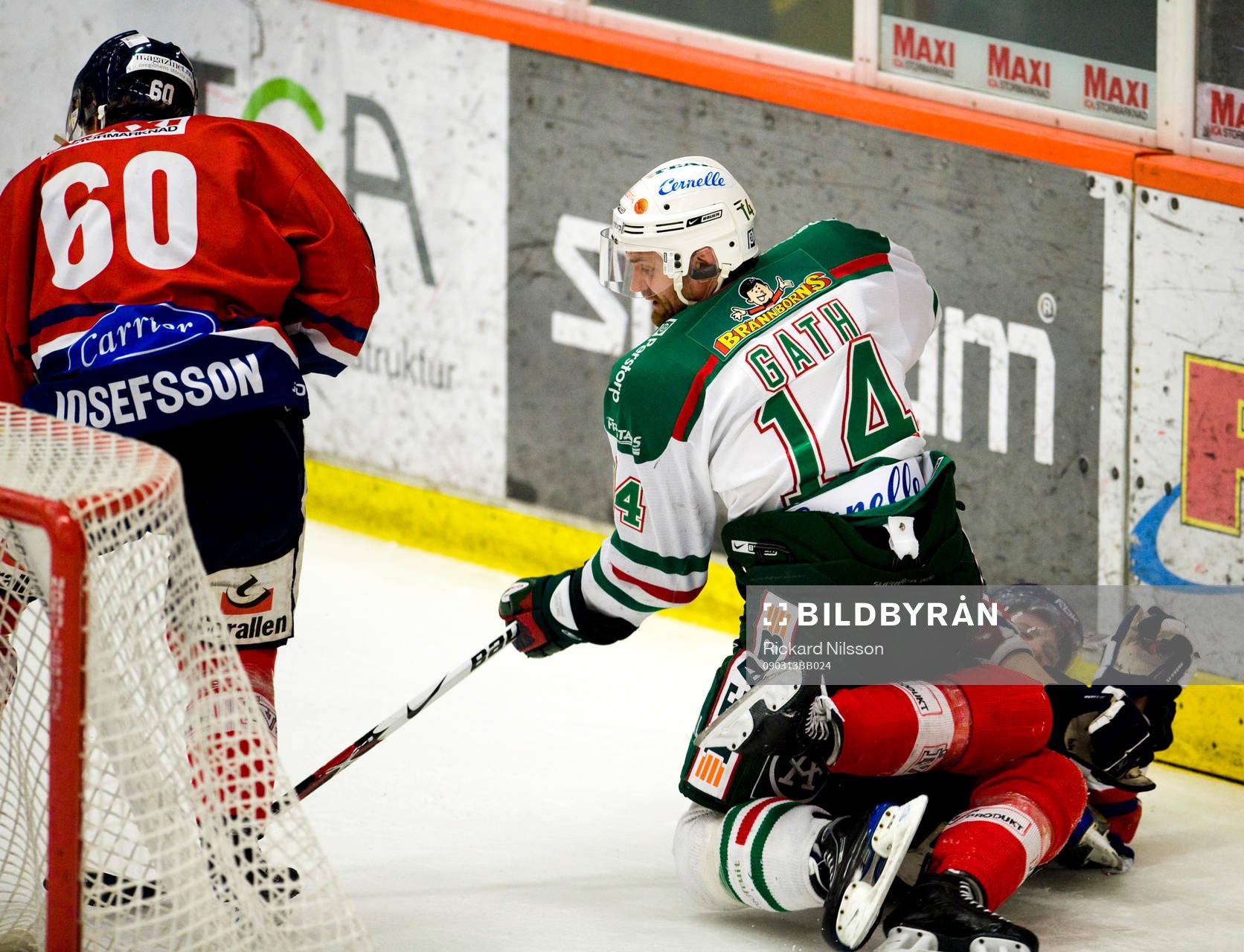 Mikael Gath, Rögle, spelar knähockey