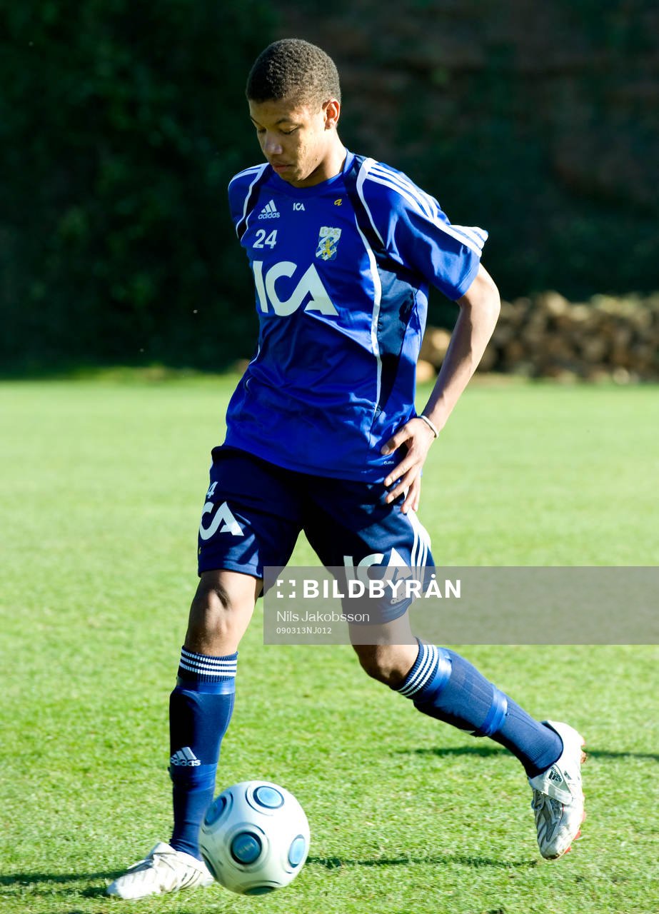 Mikael Dyrestam