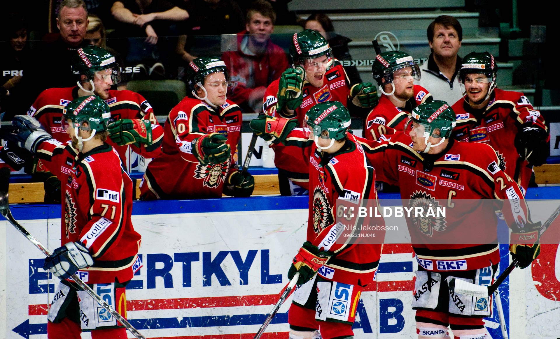 Frölunda jubel i båset