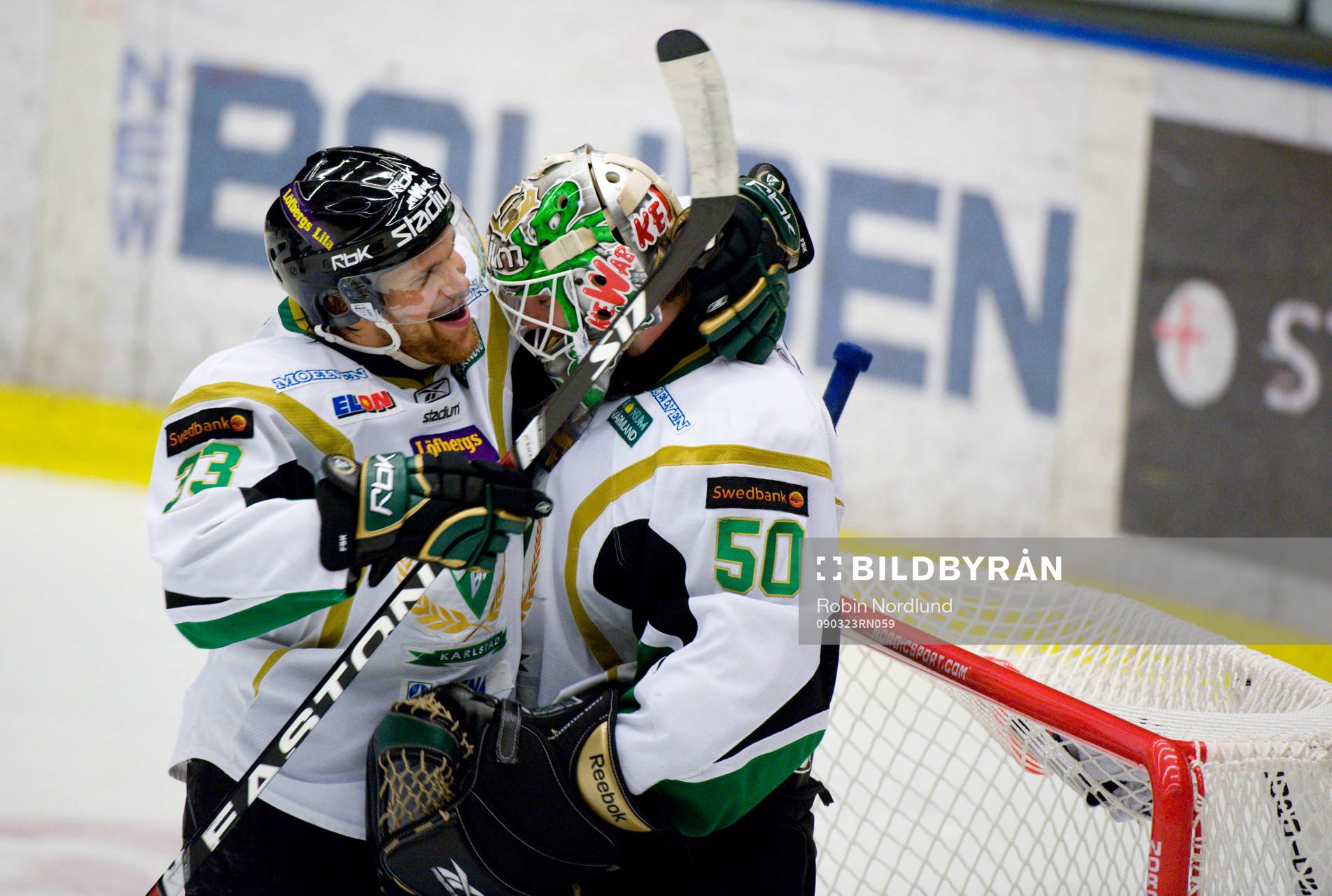 Jonas Gustavsson, Målvakt Färjestad jubel med Ari Vallin