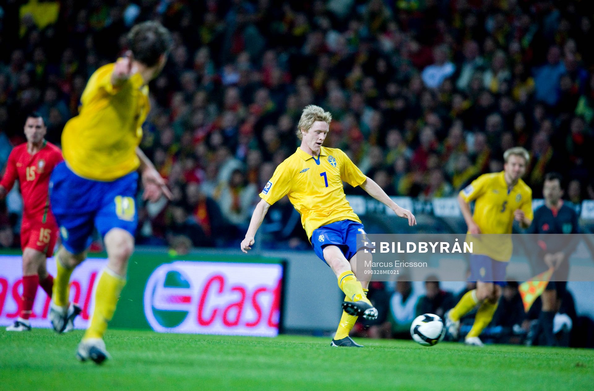 Rasmus Elm, Sverige spelar fram
