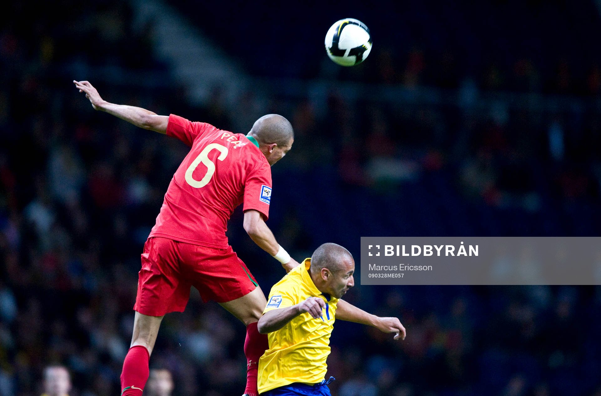 Pepe, Portugal och Henrik Larsson, Sverige