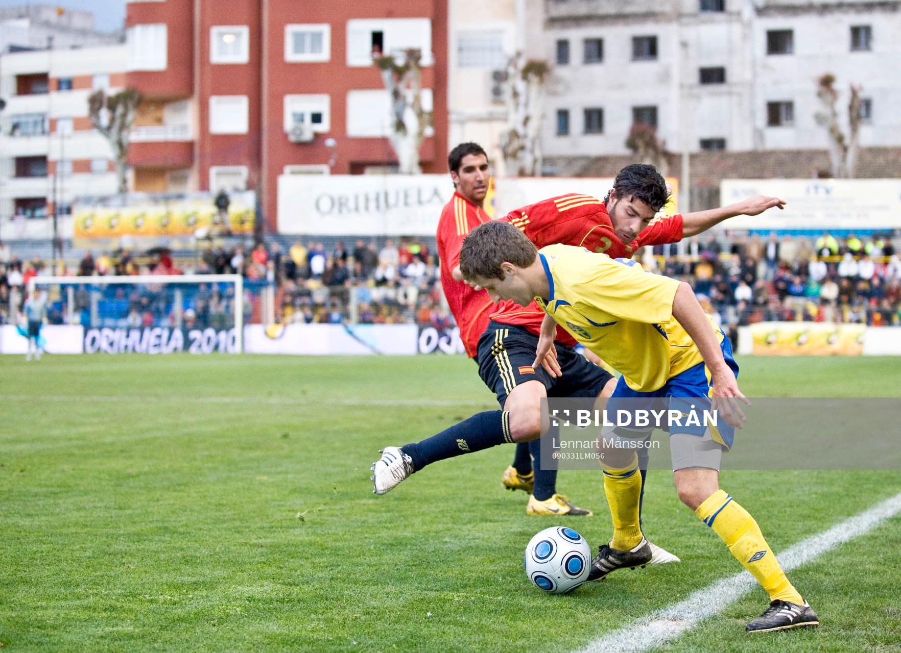 Gabriel Özkan, Sverige på linjen med Torres, Spanien