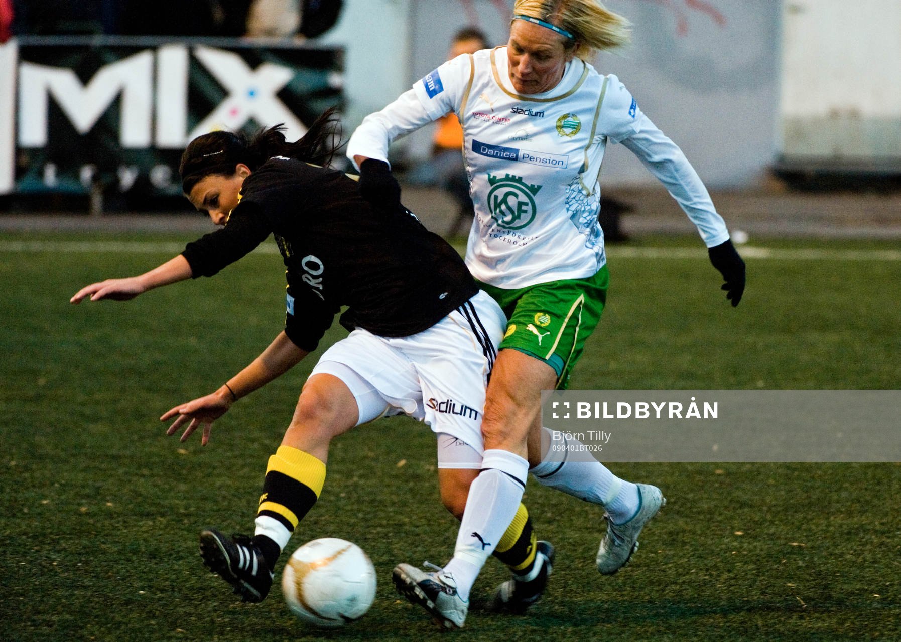  Kimberley Gustafsson, AIK och Kristin Bengtsson, Hammarby.