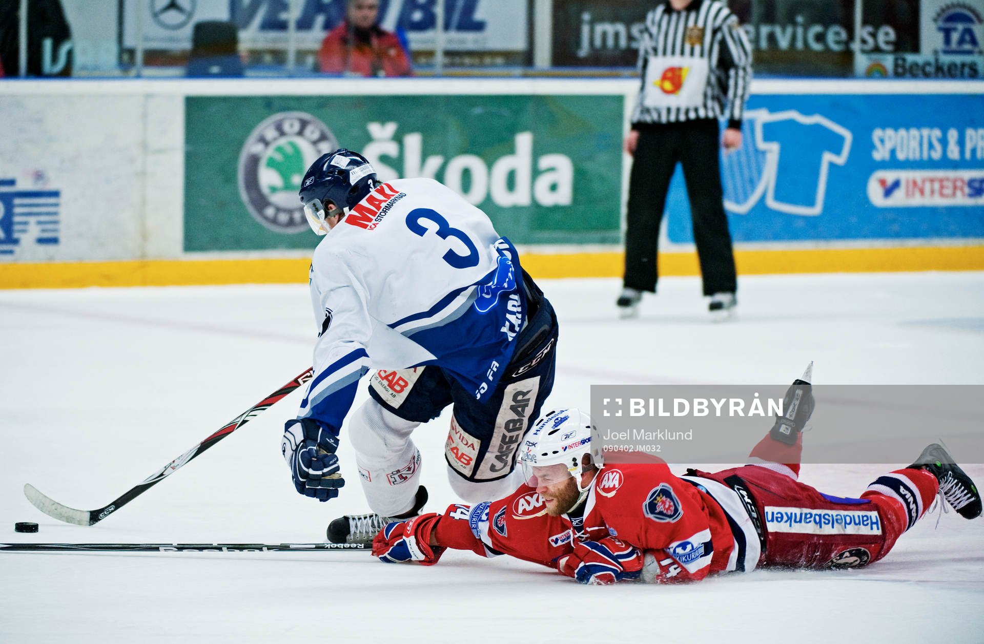 Robert Carlsson, Södertälje, slänger sig