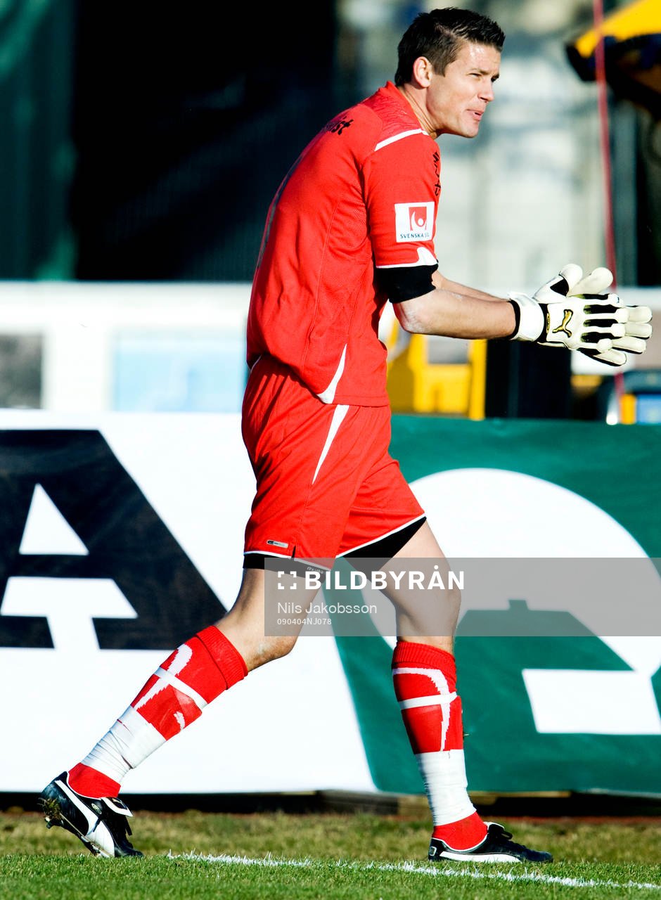 Jonas Sandqvist, målvakt
