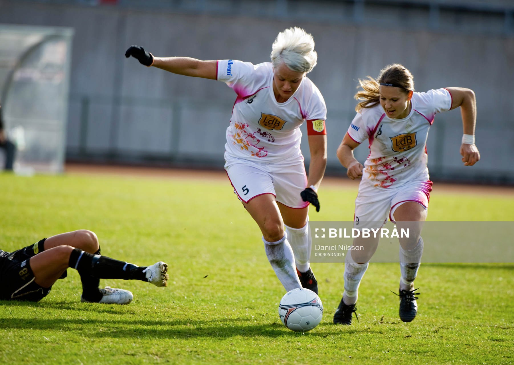   Nilla Fischer och Pavlina Scasna, Ldb.