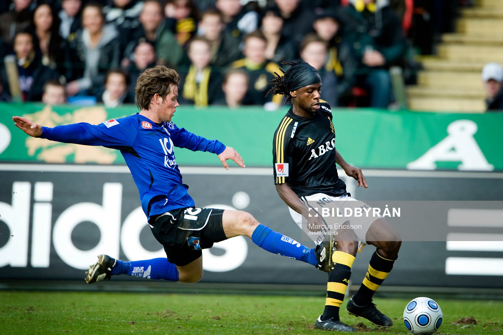 Emil Salomonsson, Halmstad och Martin Kayongo-Mutumba, AIK