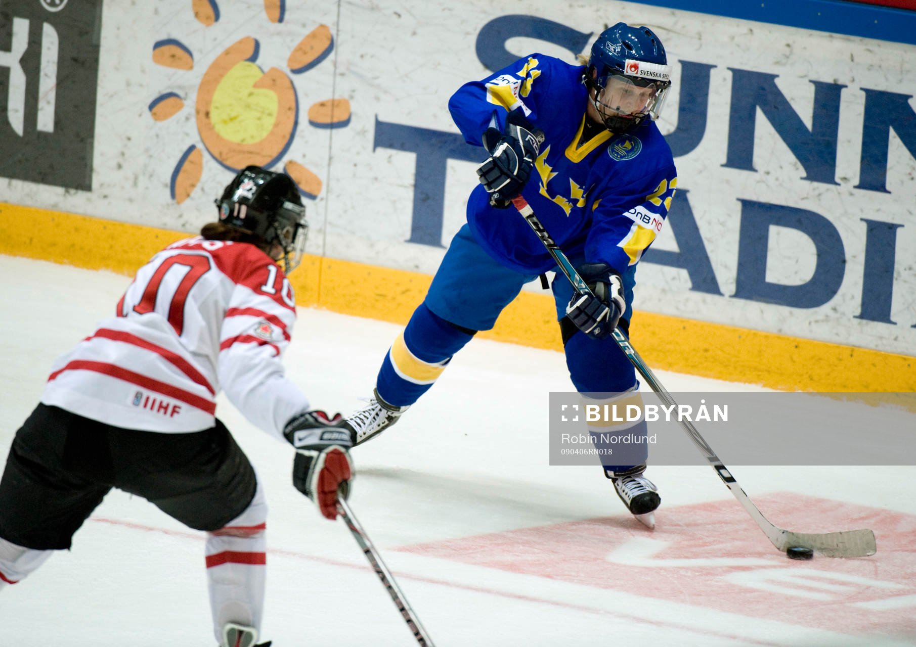 Gunilla Andersson, Sverige mot Gillian Apps, Kanada