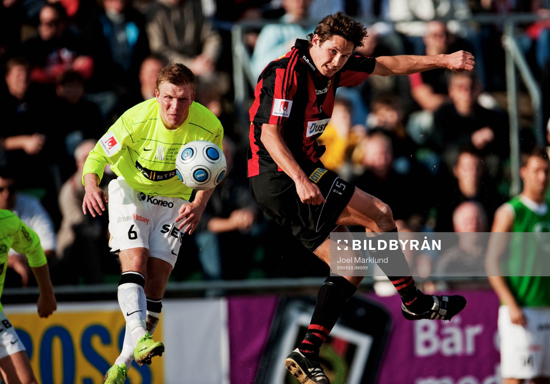 Philip Haglund, Brommapojkarna, vinner en nickduell mot