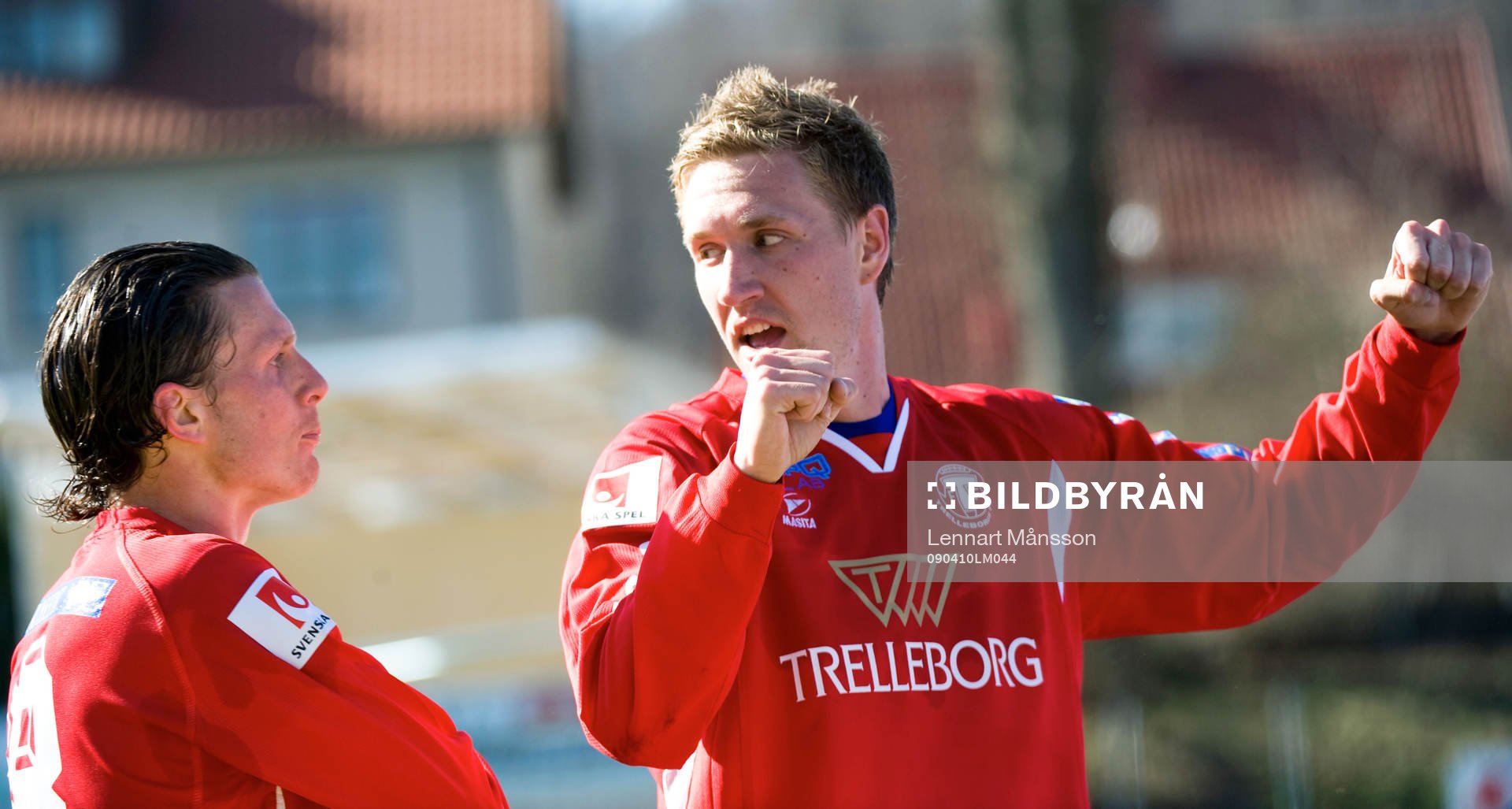 0-1 Marcus Pode, som grattas av Kristian Haynes