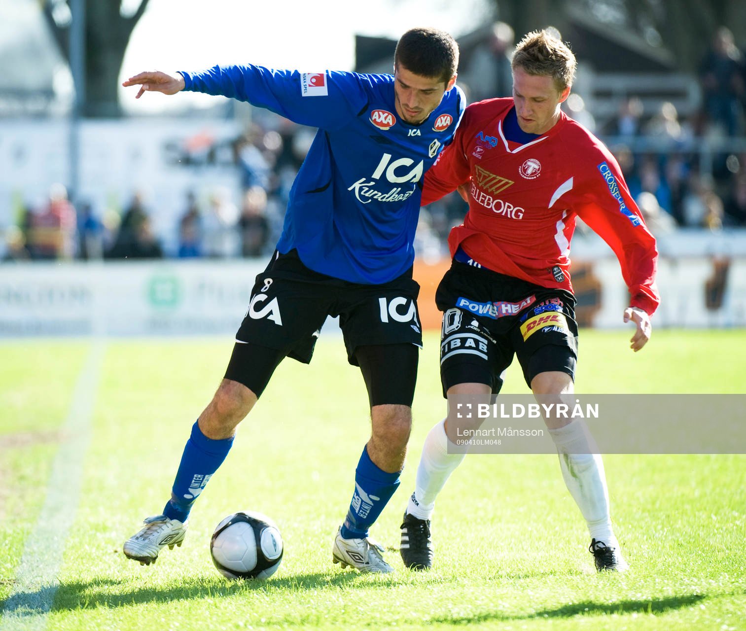Ajsel Kujovic håller undan för Marcus Pode