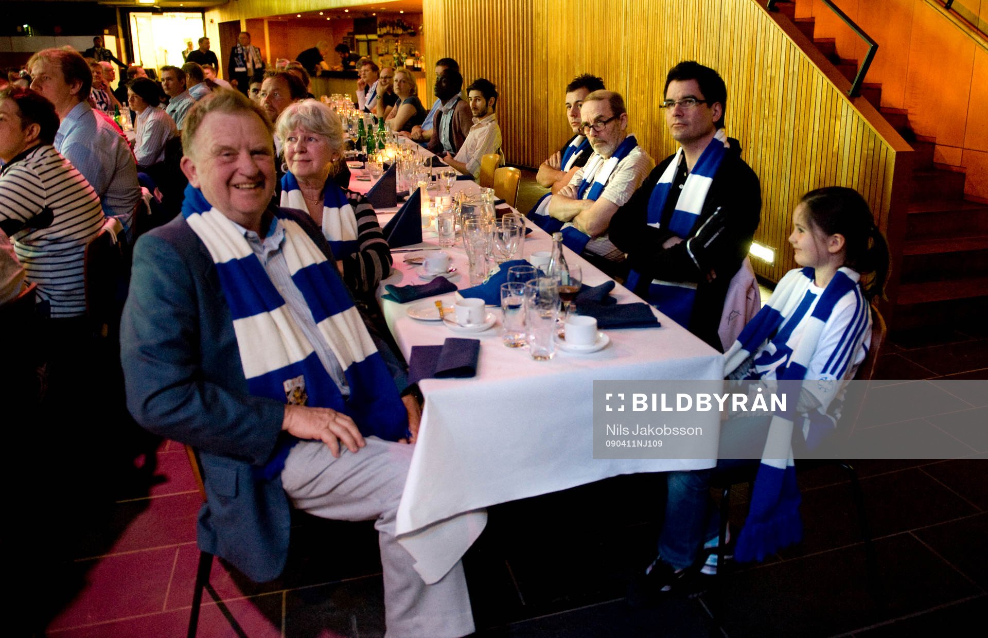 Restaurang Trädgårn, IFK bjuder in folk att äta innan