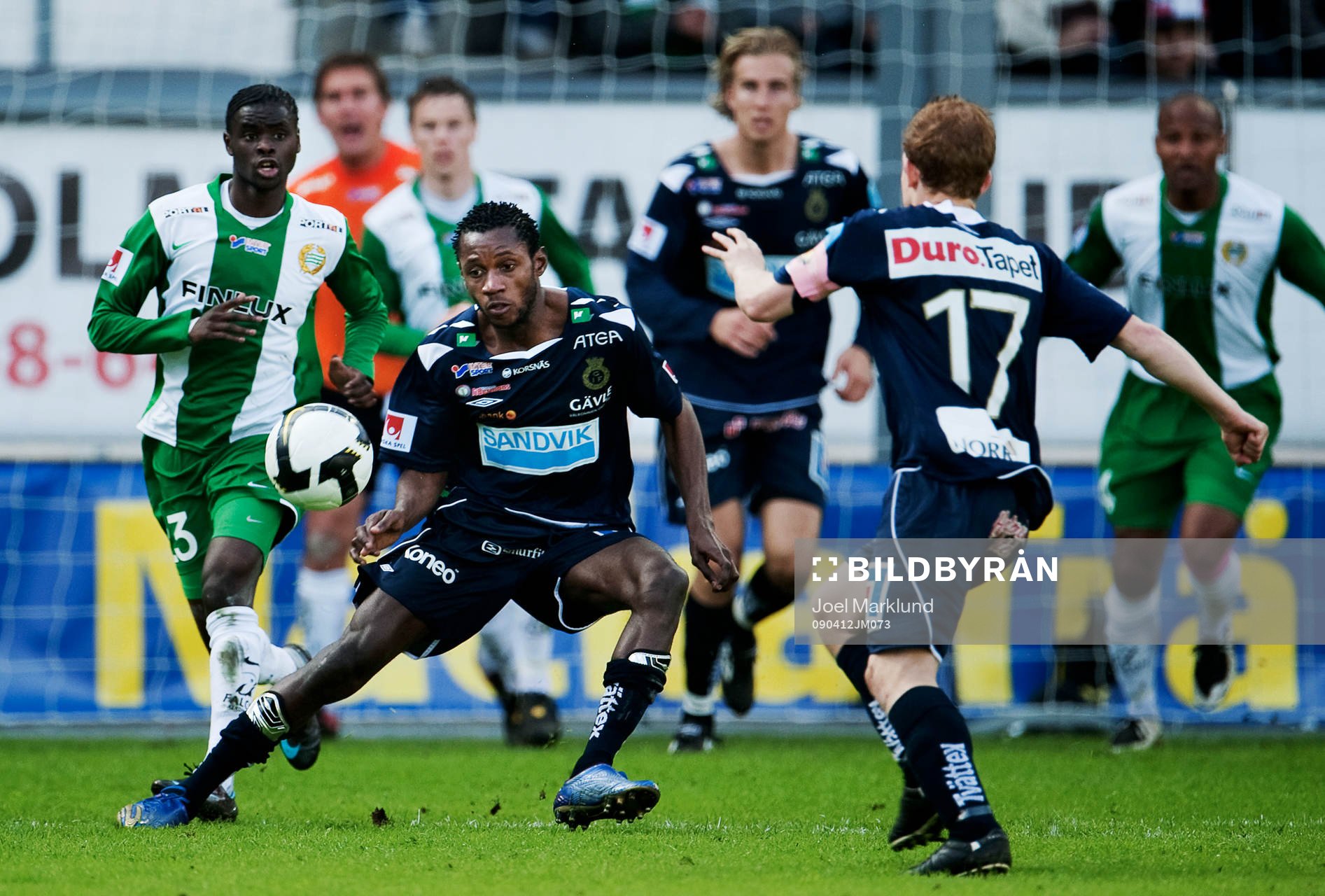 Yannick Bapupa, Gefle, har koll på bollen