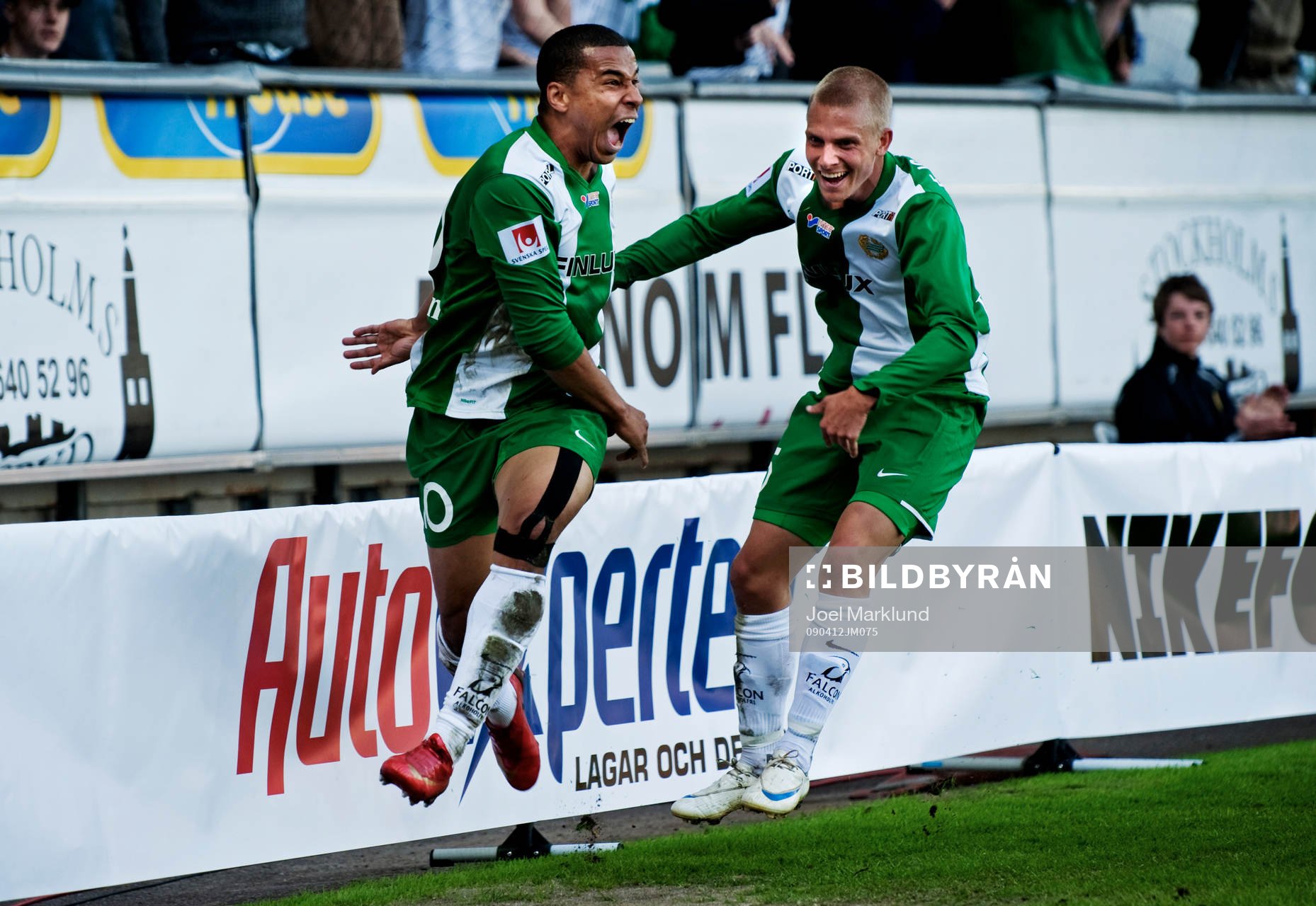 Charlie Davies och Emil Johansson,  jubel