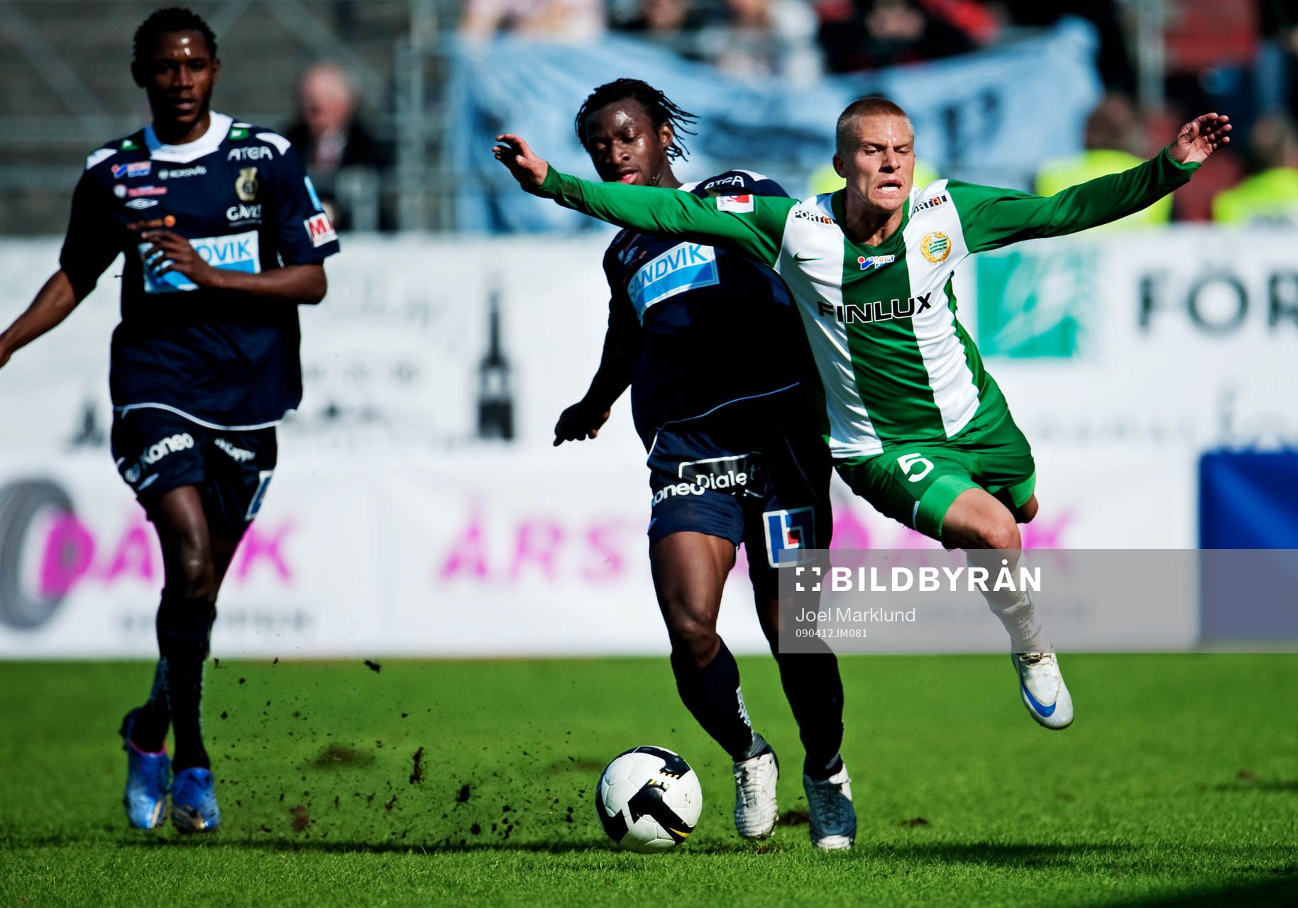 Amadou Jawo, Gefle, trycker till Emil Johansson, Hammarby