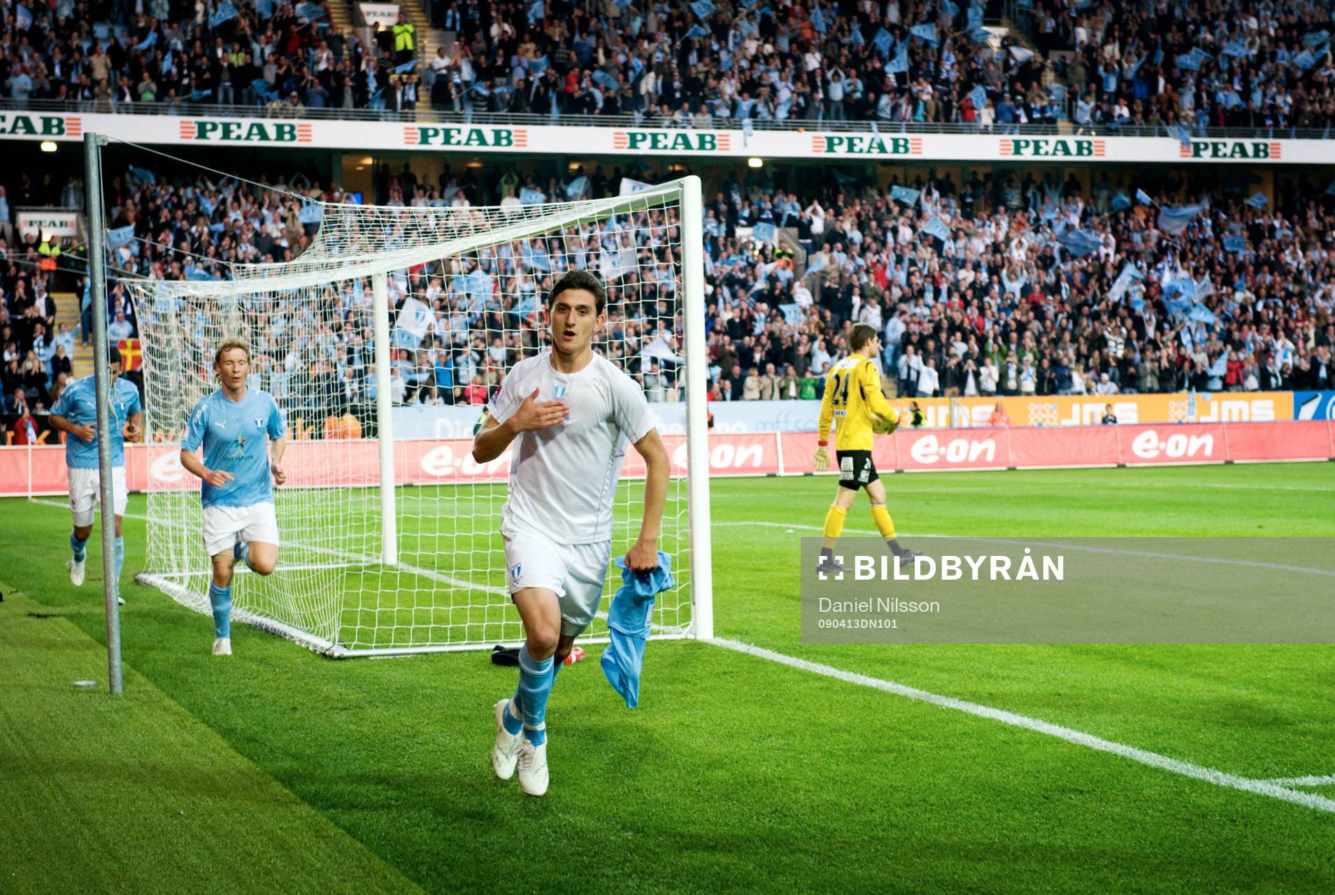 Agon Mehmeti, Malmö gör 3-0. Jubel!