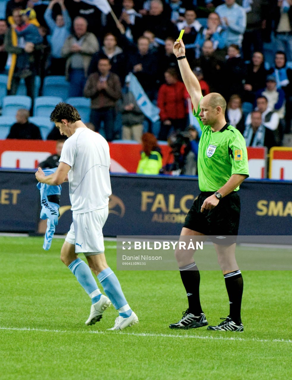 Agon Mehmeti, Malmö har gjort 2-0 och dragit av sig