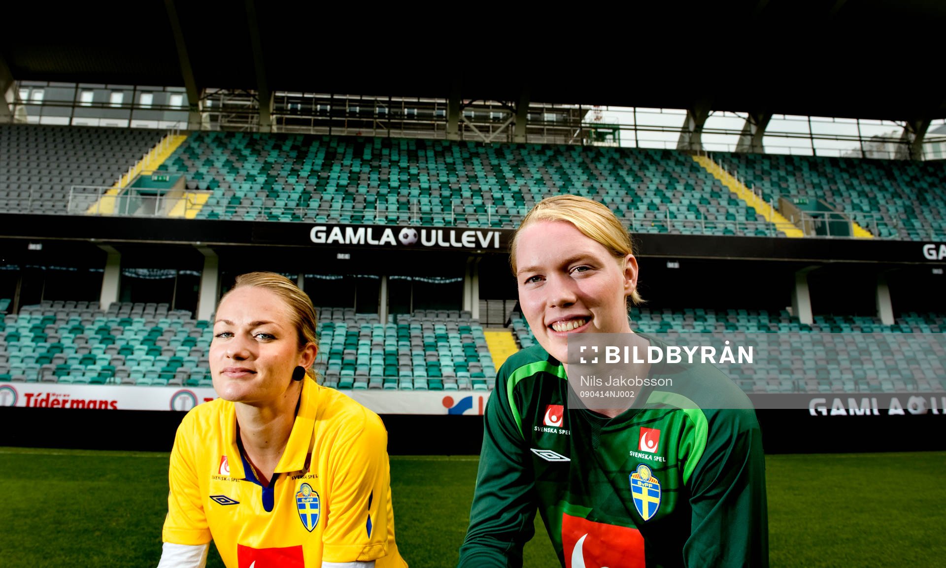 Stina Segerström och Hedvig Lindahl