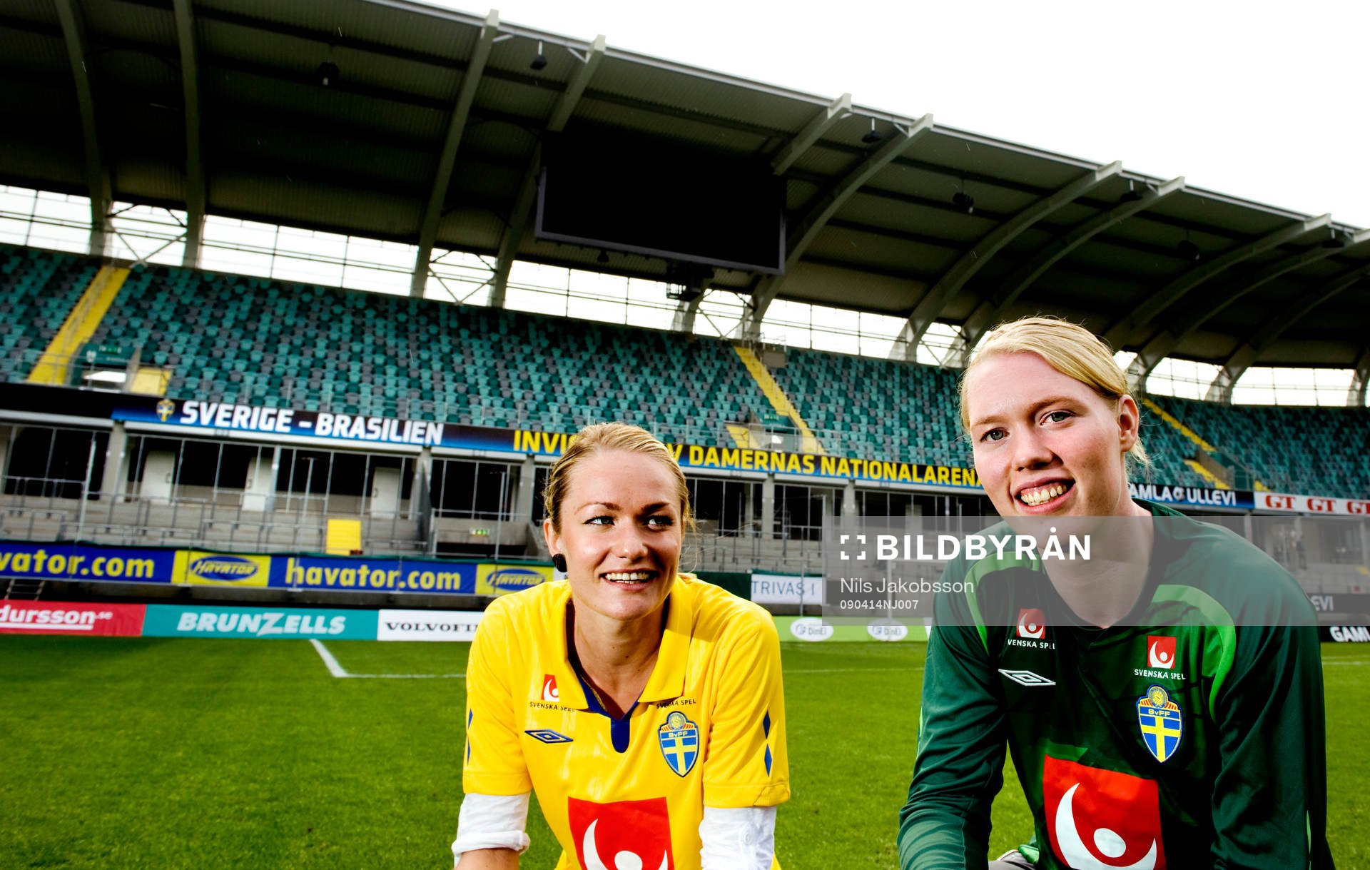 Stina Segerström och Hedvig Lindahl