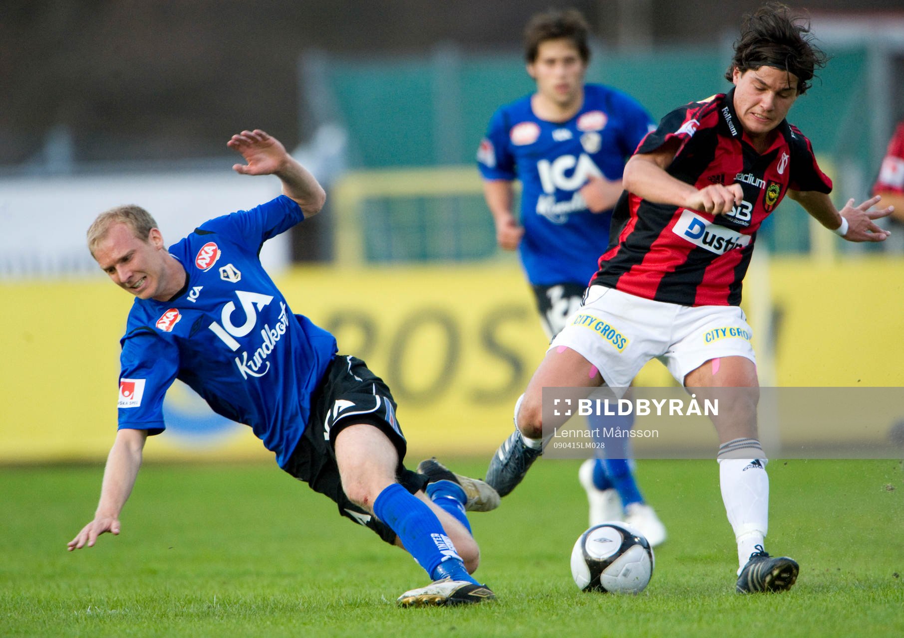 Miiko Albornoz tar bollen, Andreas Johansson luras