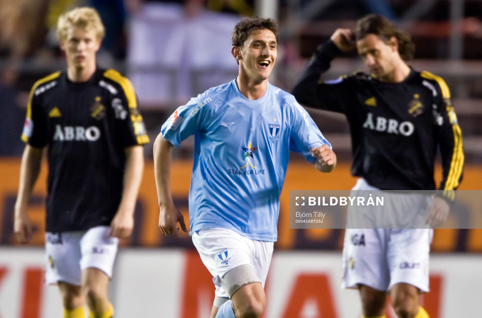 Mikael Thorstensson, AIK,  Agon Mehmeti, Malmö FF, jubel
