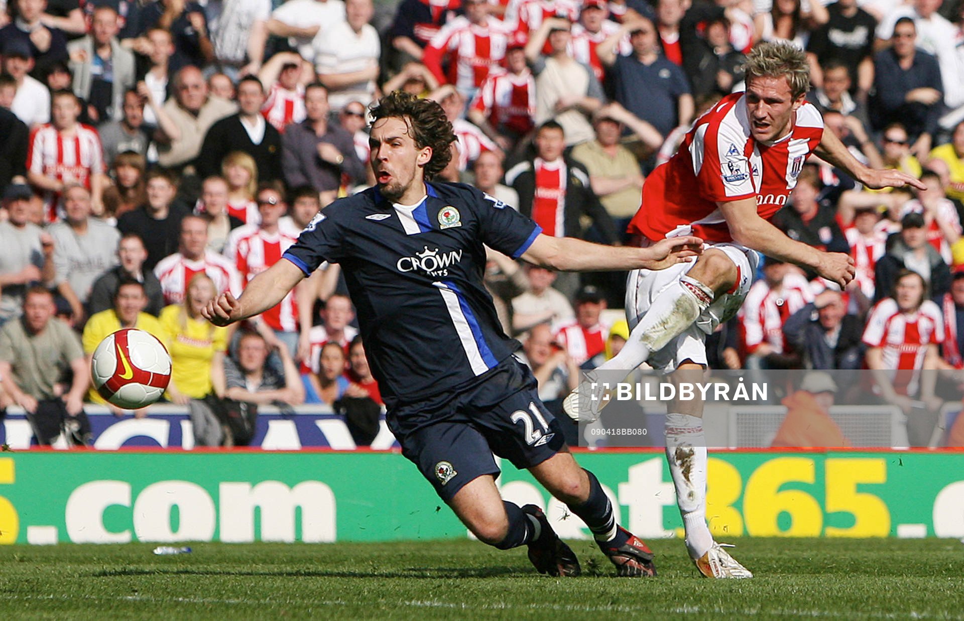 Liam Lawrence, Stoke, och Gael Givet, Blackburn