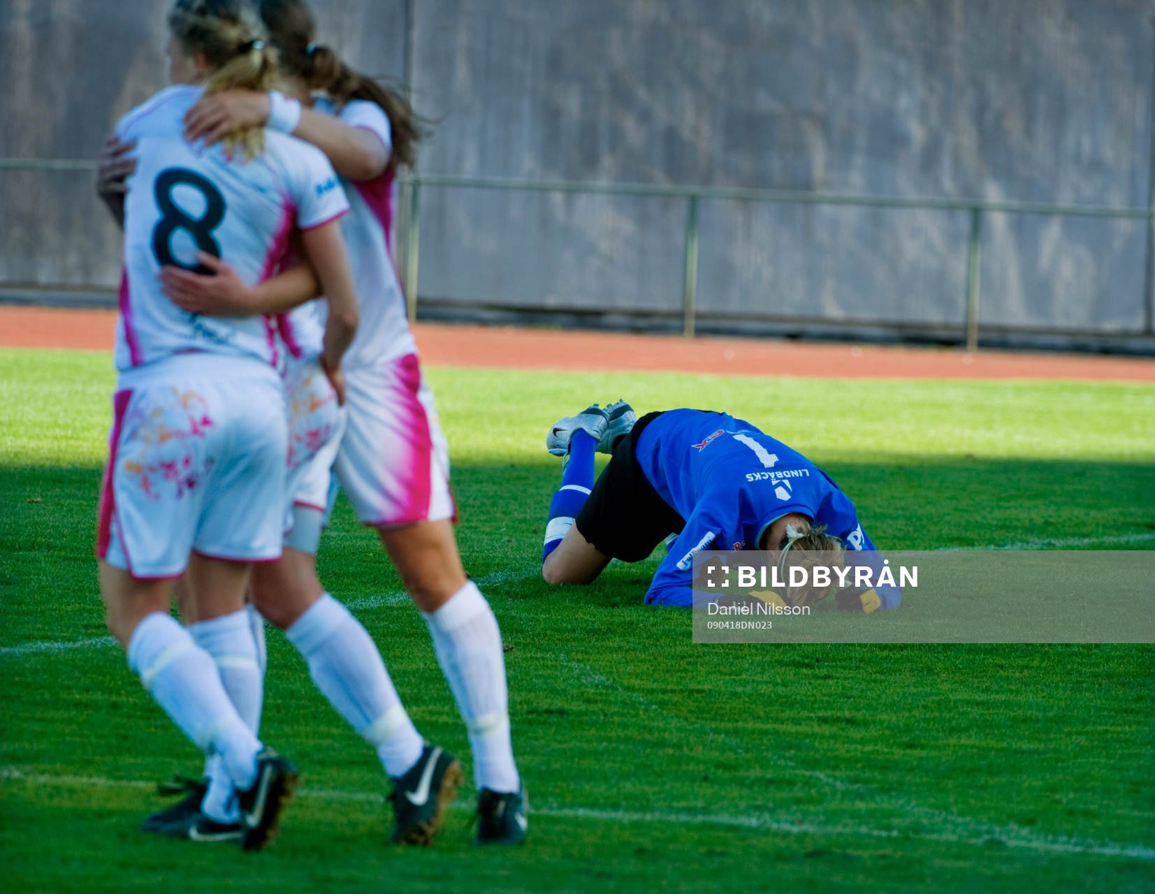 Manon Melis, Ldb har gjort 2-0. Jubel i Ldb och depp av