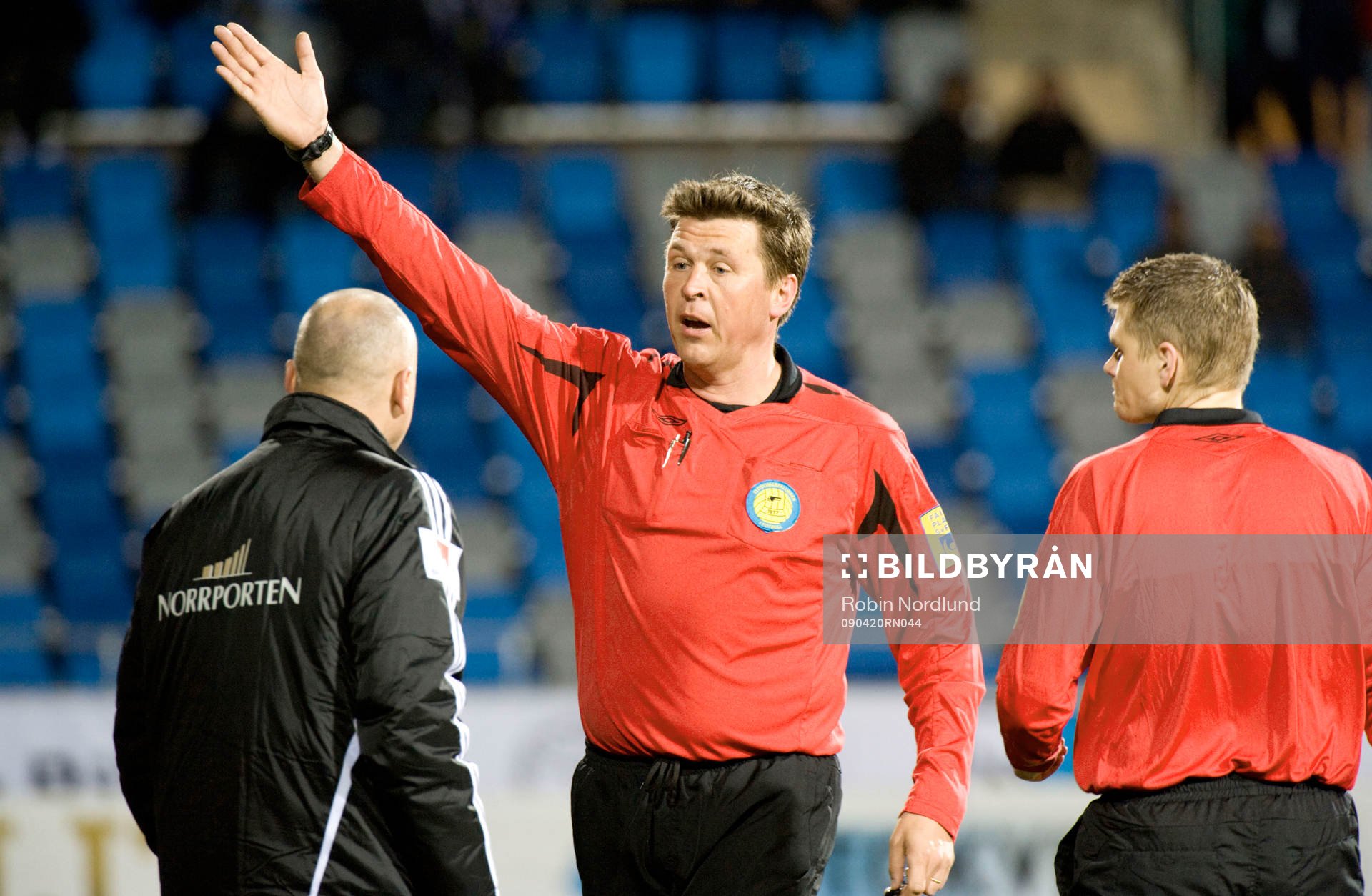 Sören Åkeby, Tränare Sundsvall blir uppskickad på