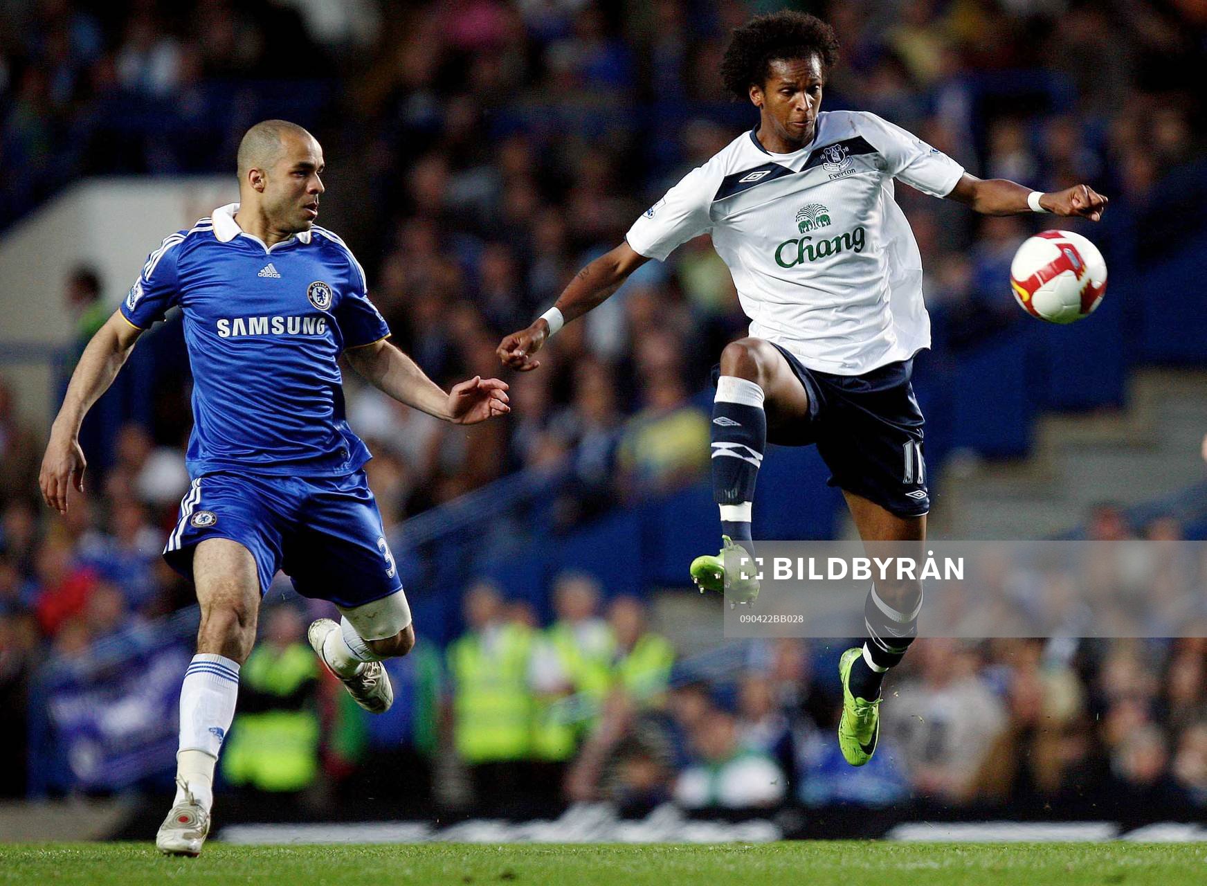 Alex, Chelsea och Jo, Everton