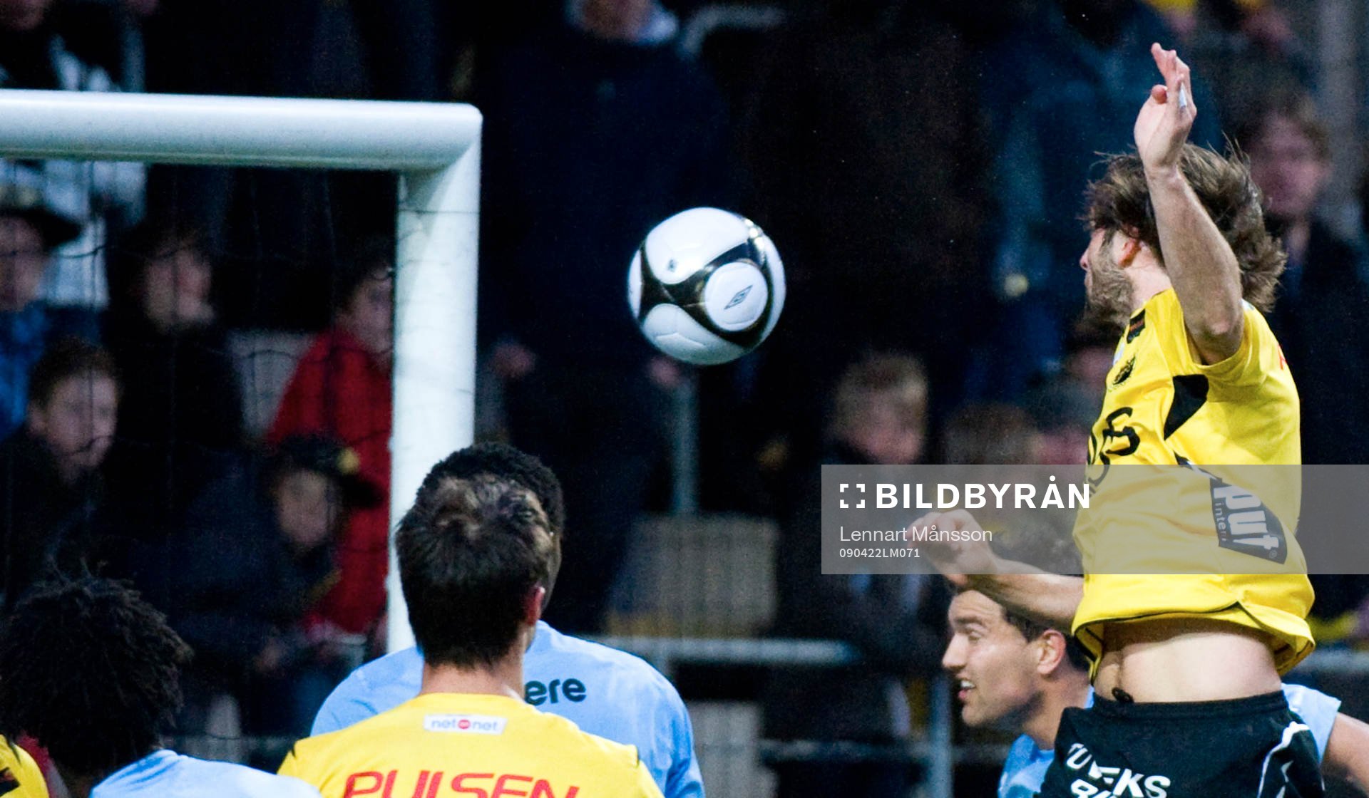1-0 Mathias Florén som nickar in ledningsmålet